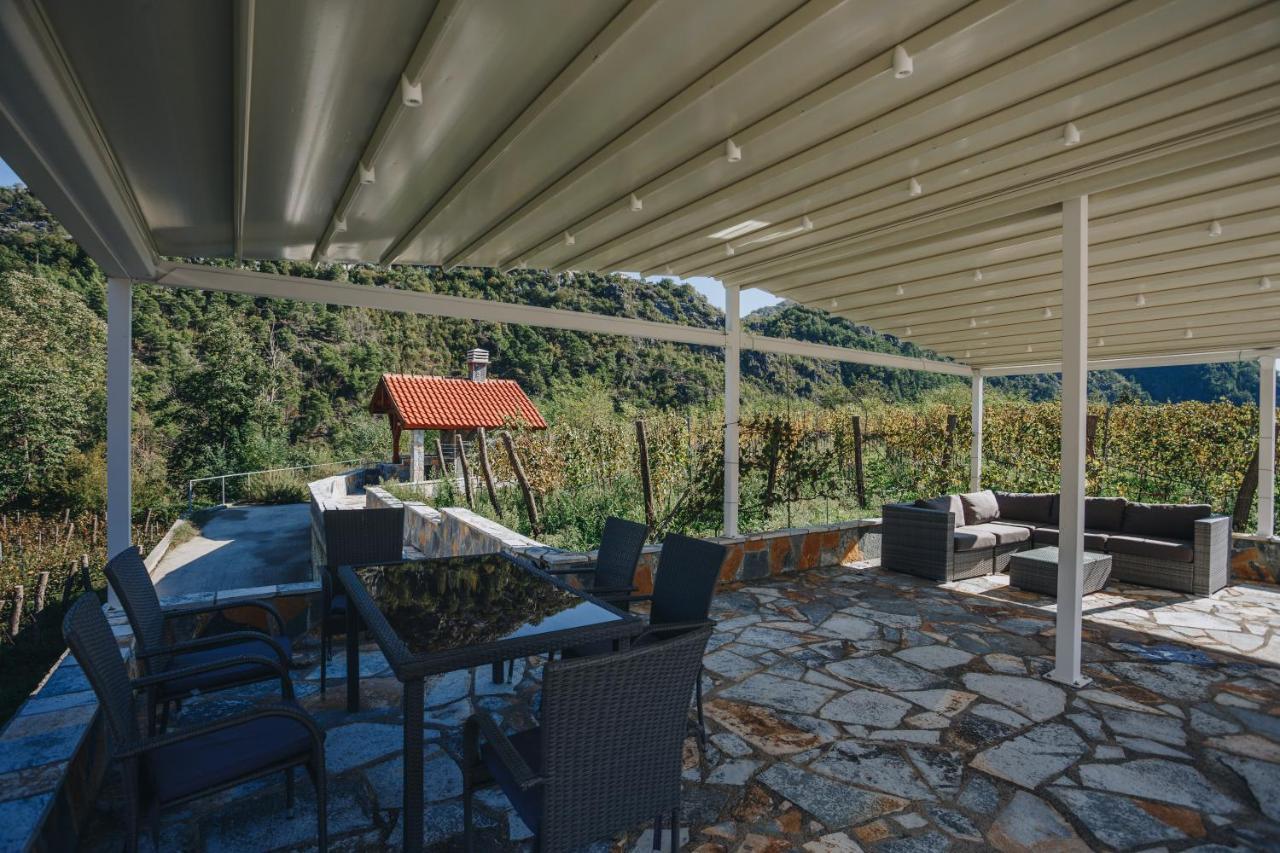 Eco Winery Lipovac Apartments سيتينيي المظهر الخارجي الصورة